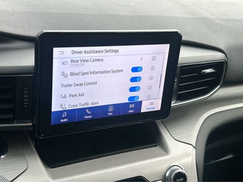 Used 2023 Ford Explorer XLT w/ Equipment Group 202A image 35