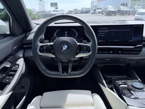Certified 2026 BMW 530i xDrive AWD/4WD image 29
