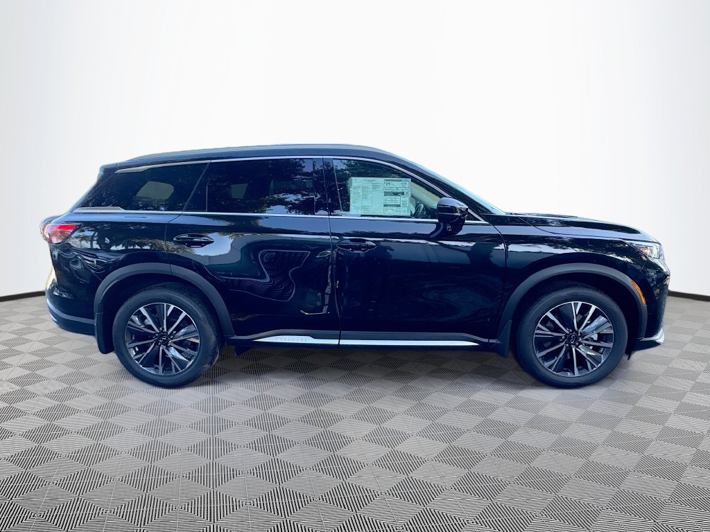 Certified 2026 INFINITI QX60 Luxe w/ Cargo Package AWD/4WD image 5