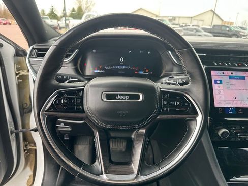 Used 2022 Jeep Grand Cherokee L Overland w/ Luxury Tech Group IV image 14