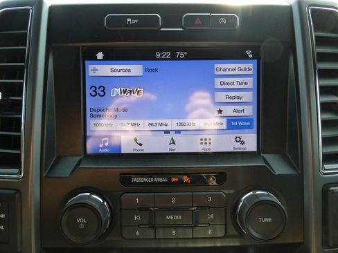 Used 2019 Ford F150 XLT w/ Equipment Group 302A Luxury AWD/4WD image 30