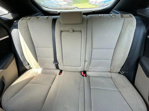 Used 2016 Hyundai Elantra GT FWD image 9