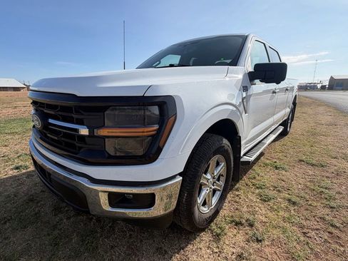 Used 2024 Ford F150 XLT w/ FX4 Off-Road Package image 10
