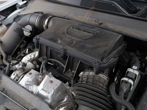 Used 2024 Jeep Compass Trailhawk image 9