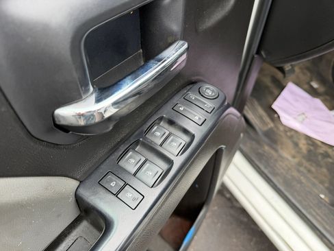 Used 2019 Chevrolet Silverado 1500 W/T w/ WT Convenience Package AWD/4WD image 10