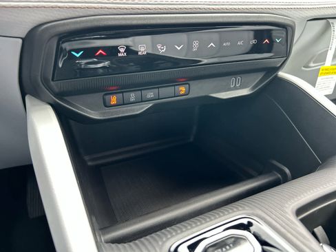 New 2026 Jeep Cherokee Limited AWD/4WD image 27