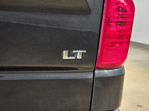 Used 2023 Chevrolet Silverado 1500 LT image 35