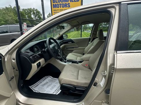Used 2016 Honda Accord LX image 16