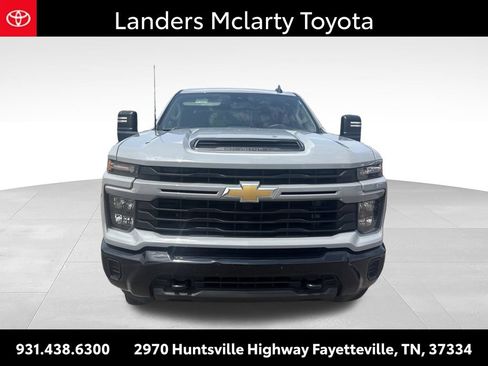Used 2024 Chevrolet Silverado 2500 Custom w/ Custom Value Package AWD/4WD image 2
