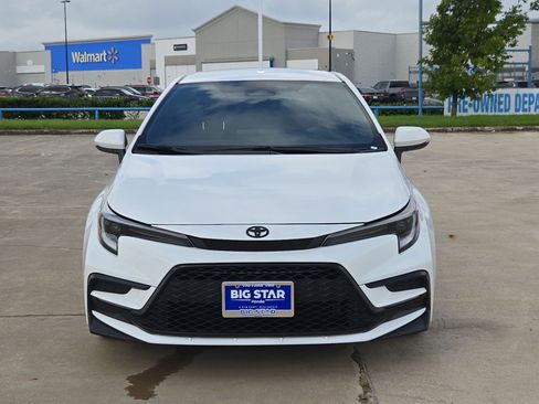 Used 2024 Toyota Corolla SE FWD image 9