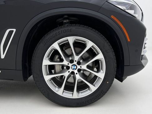 Used 2023 BMW X5 xDrive40i w/ Premium Package AWD/4WD image 30