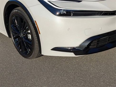 Used 2026 Toyota Prius image 2