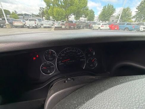 Used 2022 GMC Savana 2500 w/ Driver Convenience Package RWD image 2