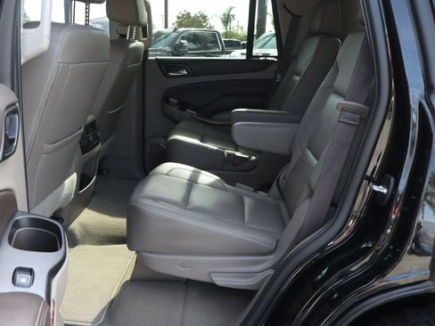 Used 2019 Chevrolet Tahoe Premier AWD/4WD image 46