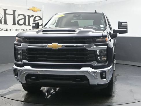 Used 2024 Chevrolet Silverado 2500 LT w/ Convenience Package AWD/4WD image 7