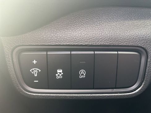 Certified 2023 Kia Soul LX w/ LX Technology Package image 14