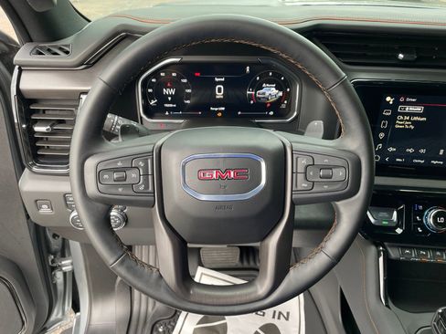 Used 2026 GMC Sierra 1500 AT4 w/ AT4 Premium Package AWD/4WD image 16