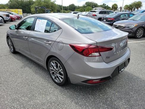 Used 2020 Hyundai Elantra Limited w/ Ultimate Package 03 FWD image 12