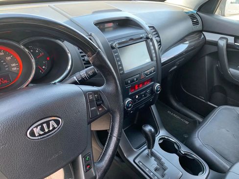 Used 2012 Kia Sorento SX image 14