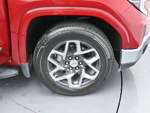 Used 2023 GMC Sierra 1500 SLT w/ SLT Convenience Package AWD/4WD image 35