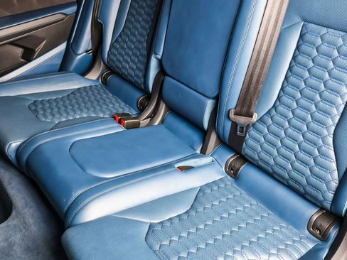 Used 2019 Lamborghini Urus image 21