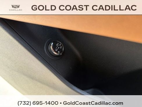Used 2024 Cadillac XT5 Premium Luxury AWD/4WD image 17