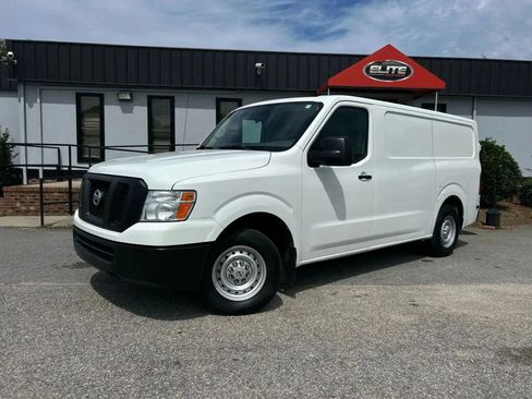 Used 2016 Nissan NV 2500 S w/ Power Package RWD image 3