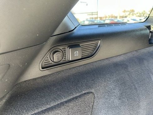 Used 2023 Jeep Grand Cherokee Overland w/ Luxury Tech Group IV image 11