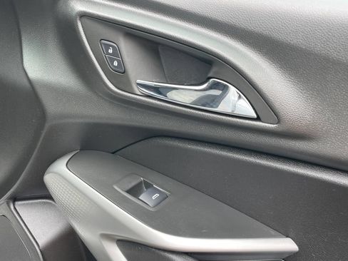 Used 2024 Chevrolet Trax LS FWD image 13
