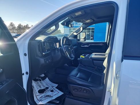 Used 2024 Chevrolet Silverado 2500 LT image 10