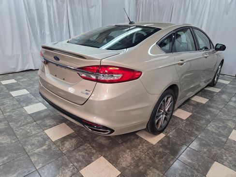Used 2017 Ford Fusion SE w/ Equipment Group 201A AWD/4WD image 6