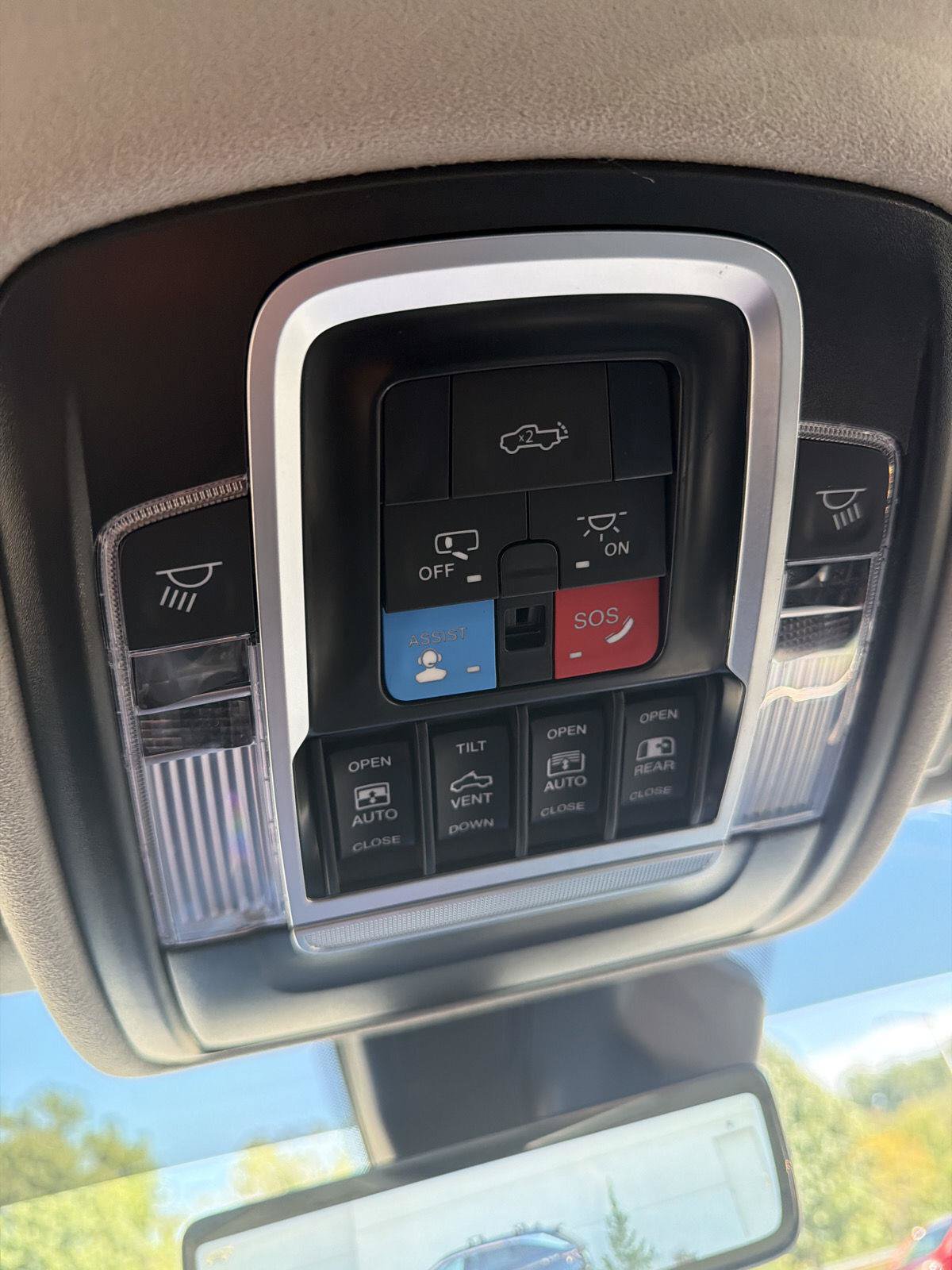 Used 2025 RAM 1500 Tungsten w/ Towing Technology Group AWD/4WD image 41