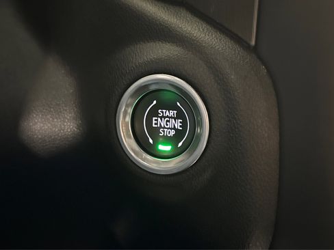 Used 2021 GMC Sierra 2500 AT4 image 38