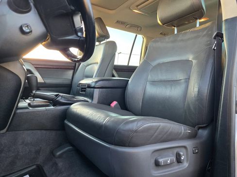 Used 2008 Toyota Land Cruiser image 10
