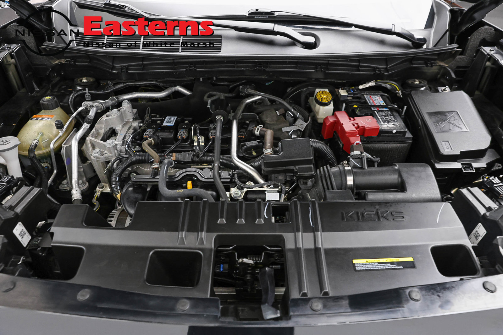Used 2025 Nissan Kicks SV FWD image 7