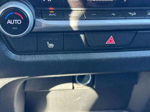 Used 2025 MAZDA CX-50 AWD 2.5 S w/ Preferred Package image 21