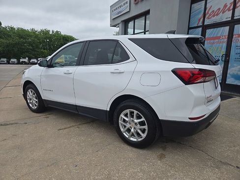 Used 2024 Chevrolet Equinox LT AWD/4WD image 8