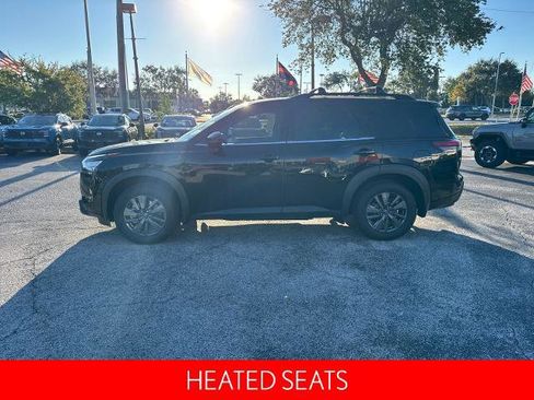 Certified 2023 Nissan Pathfinder SV w/ Black Appearance Package image 9