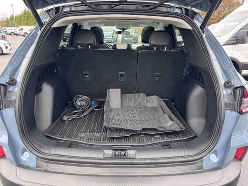 Used 2024 Ford Escape SE image 39