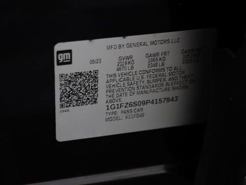 Used 2023 Chevrolet Bolt EUV Premier w/ Sun & Sound Package image 25