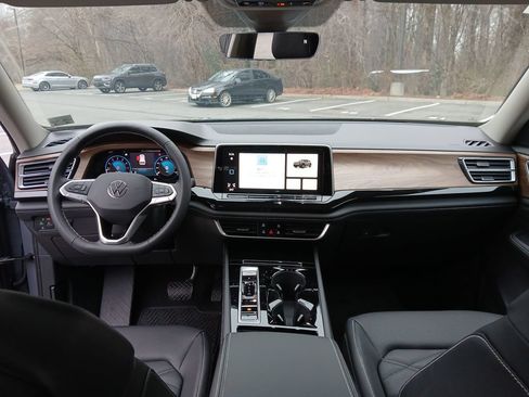 New 2026 Volkswagen Atlas SE AWD/4WD image 12