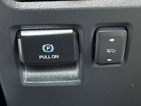 Used 2023 Ford F150 Platinum w/ Equipment Group 701A High image 54