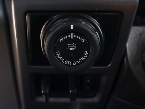 Used 2016 Ford F150 XLT w/ Equipment Group 302A Luxury image 43