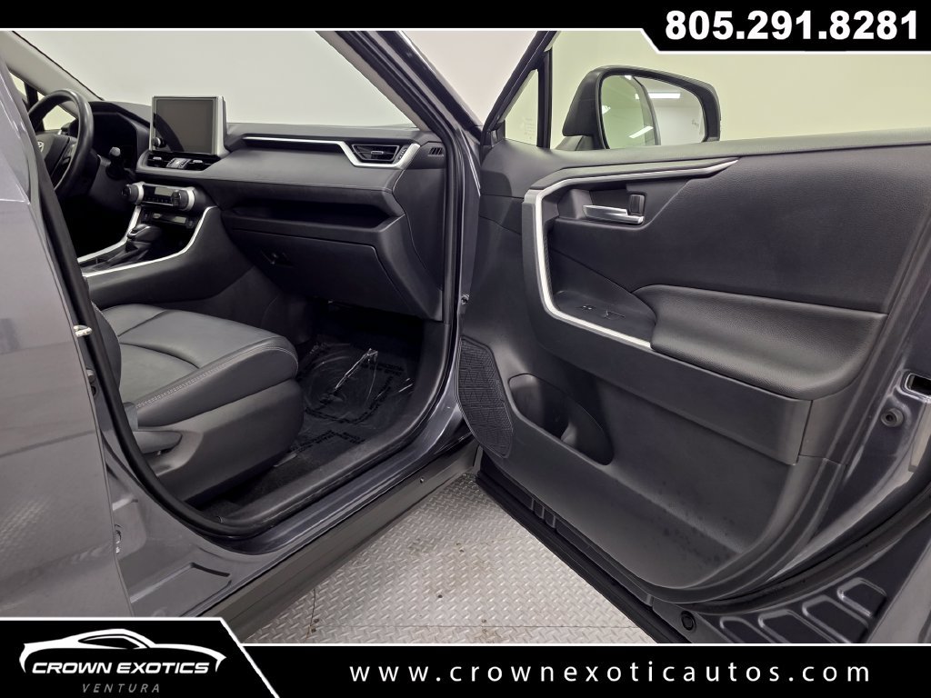 Used 2023 Toyota RAV4 XLE Premium FWD image 10