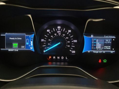 Used 2018 Ford Fusion SE image 23