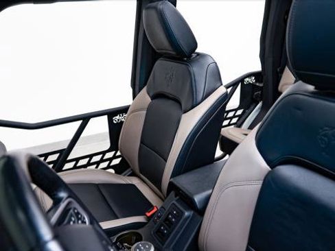 Used 2023 Ford Bronco Wildtrak image 22