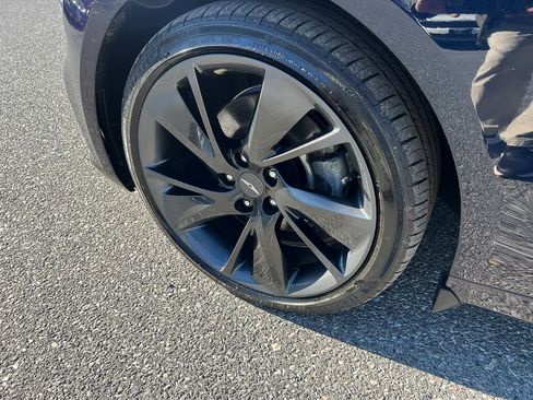 Used 2023 Genesis G70 2.0T w/ Sport Prestige Package image 10