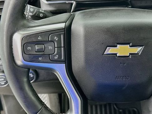 Used 2023 Chevrolet Silverado 1500 LT AWD/4WD image 20