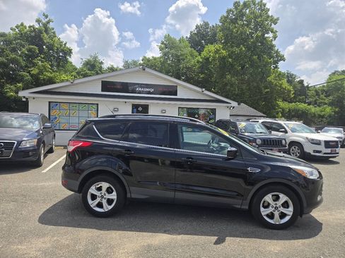 Used 2016 Ford Escape SE w/ SE Leather Comfort Package AWD/4WD image 6