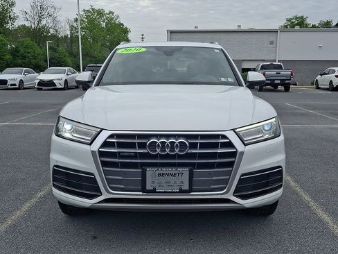 Used 2020 Audi Q5 2.0T Premium w/ Convenience Package AWD/4WD image 2